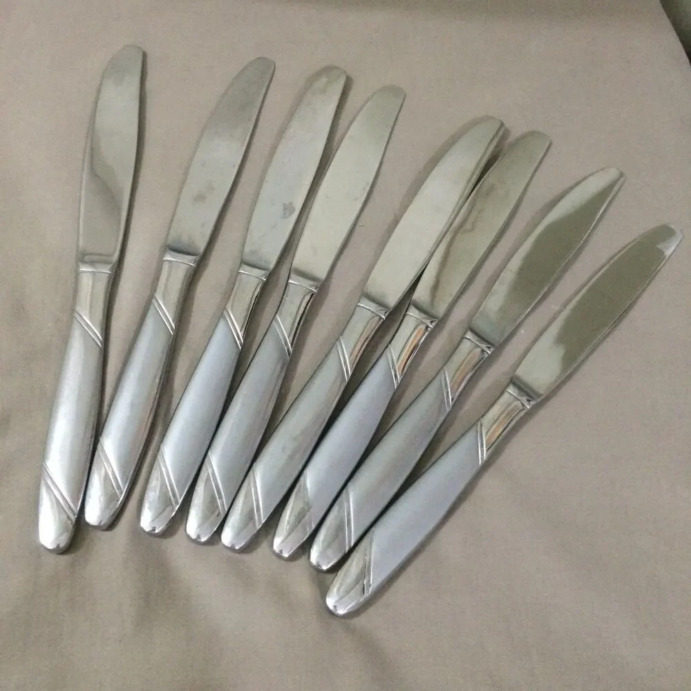 Oneida Flight Dinner Knives Set Of 8 Stainless Flatware Silverware 9.25 In